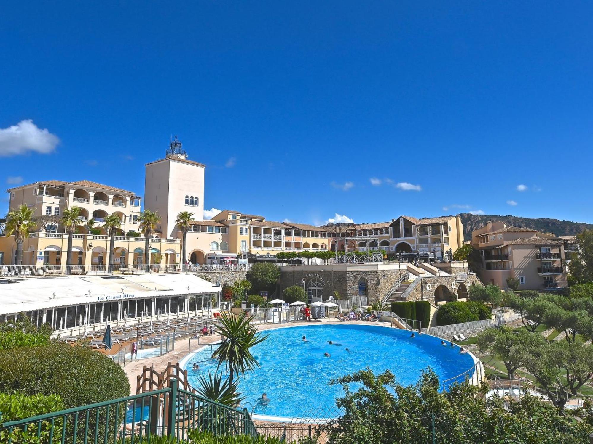 Apartment Village Cap Esterel - Le Village-9 By Interhome Сен-Рафаэль Экстерьер фото